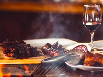 Quel vin pour un barbecue ? Le guide complet des meilleurs accords
